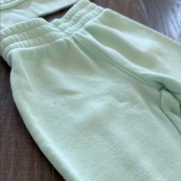 NIKE Club Fleece Hoodie + Pants Set (2T) - Picture 6 of 10
